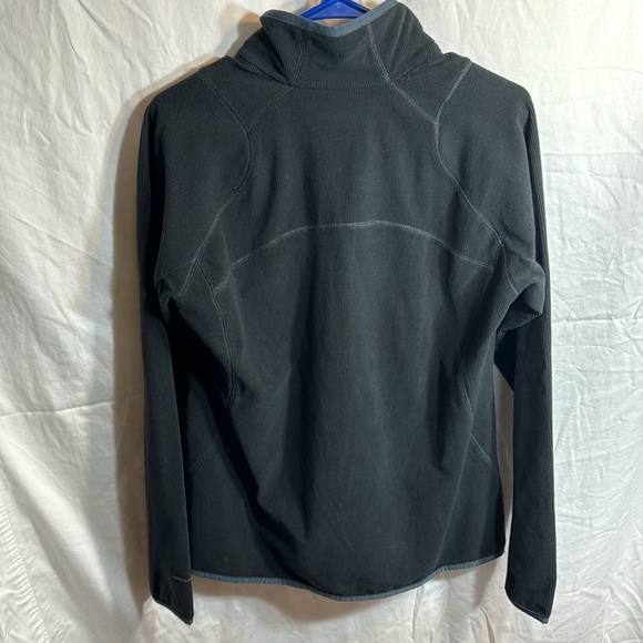 Columbia Size XL Women’s Black w/Grey Trim Omni-Wick Pull Over Athletic Jacket - Picture 3 of 4